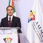 López Casarín asume presidencia de la ALMAAC y convoca a un municipalismo transformador