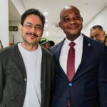 Murillo se baja de la presidencial en Colombia para sumarse a Iván Cepeda