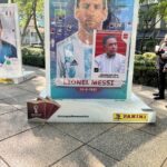 Propaganda: Con stickers mundialistas, señalan de narcopolíticos a funcionarios morenistas de Sinaloa 