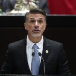 Sergio Mayer renuncia de manera irrevocable a su militancia en Morena