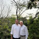 Andy López Beltrán publica foto con AMLO tras destaparse por una diputación en Tabasco