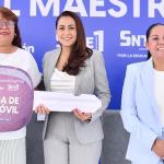 TERE JIMÉNEZ ENTREGA VEHÍCULOS A GANADORES DE LOS FESTEJOS DEL DÍA DEL MAESTRO 2026