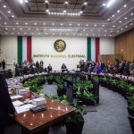 INE aprueba multas contra Morena y PRI por incumplir registro de información electoral 